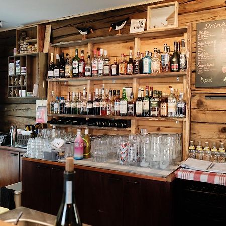 Bed & Breakfast Restaurang Sybarit Houtskar Екстериор снимка