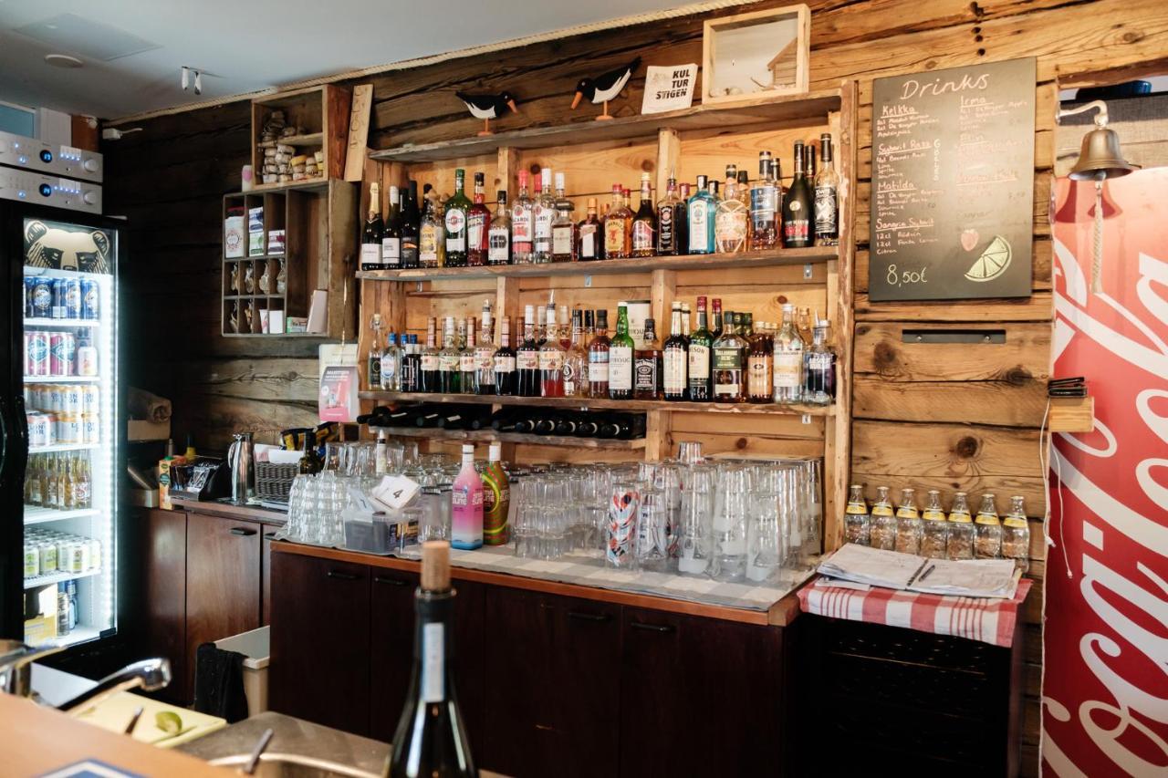Bed & Breakfast Restaurang Sybarit Houtskar Екстериор снимка