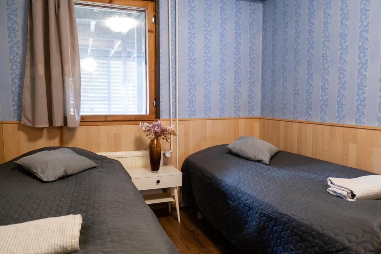 Bed & Breakfast Restaurang Sybarit Houtskar Екстериор снимка