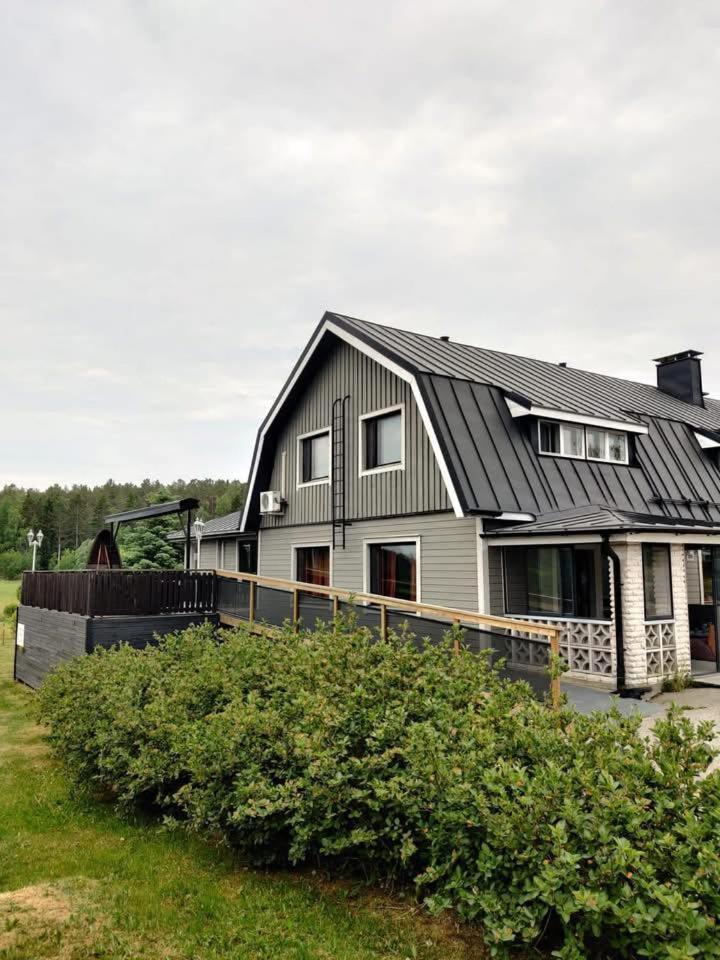 Bed & Breakfast Restaurang Sybarit Houtskar Екстериор снимка